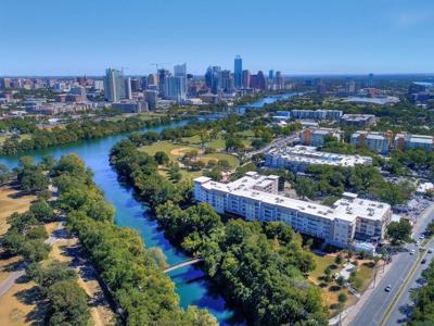 1900 Barton Springs RD
