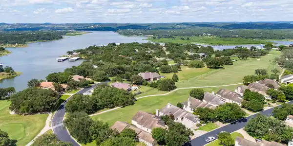 2433 Founders CIR