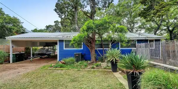 1207 Overlook CIR