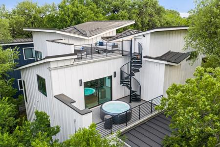 1407 Parkinson DR