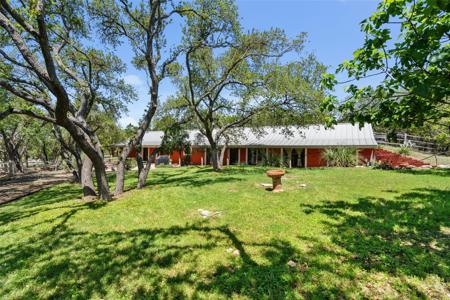 1005 Lisa DR
