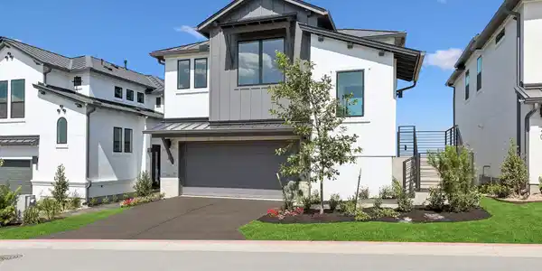 18 Maybury WAY