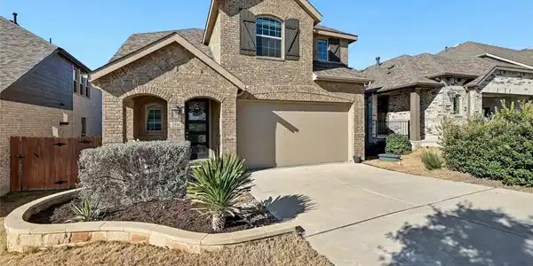 7510 Desert Needle DR