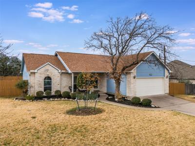 123 W Greenbriar DR