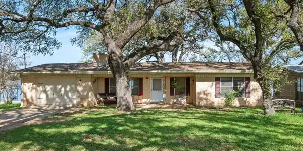 210 Lake LOOP