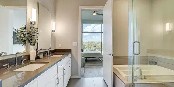 5921 Hi Line RD