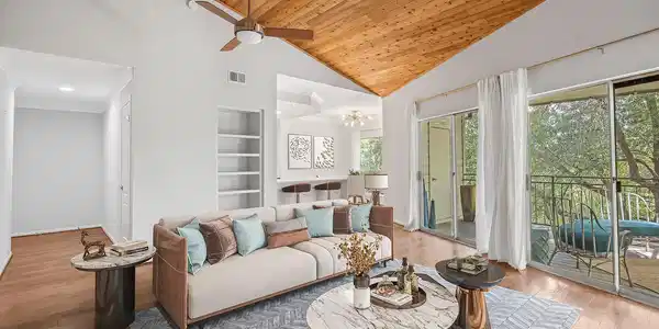6000 Shepherd Mountain CV