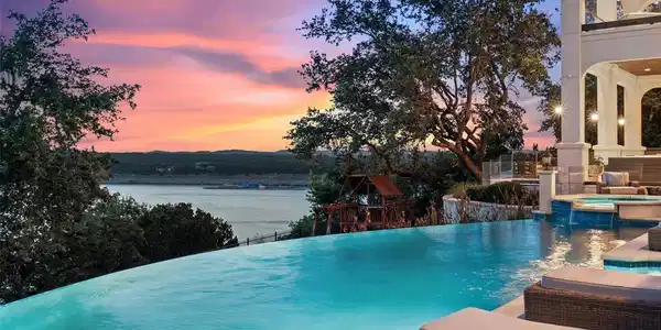 211 Bella Riva DR