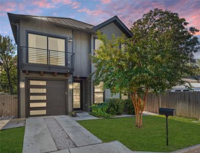 2211 Santa Rosa ST
