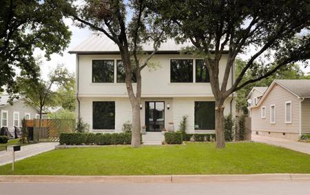 2704 Cherry LN