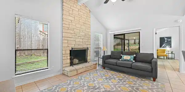 275 Mooring CIR
