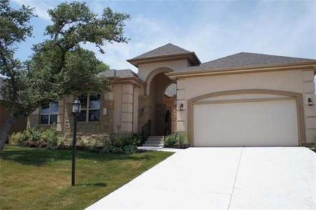 217 Lake Como DR
