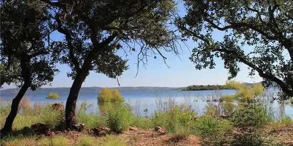 26 Peninsula DR