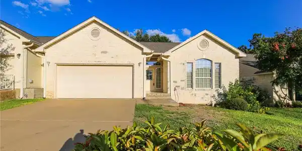 31 Augusta DR