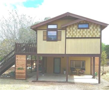 741 Pecan LN