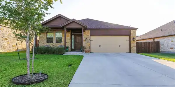 130 Dove LN
