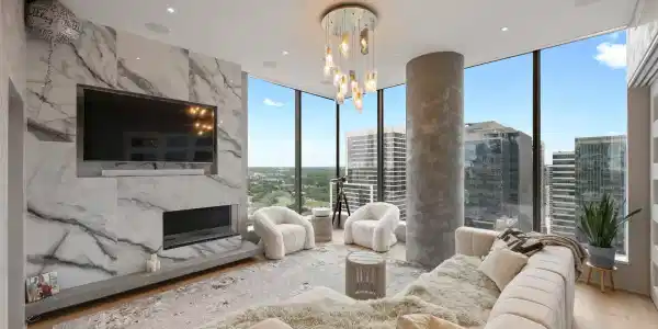 210 Lavaca ST