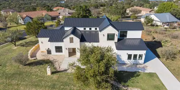 102 Mountain Home RD