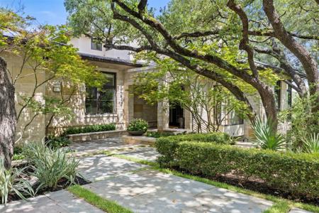 3806 Spirit Lake CV
