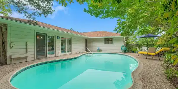 415 Teal ST