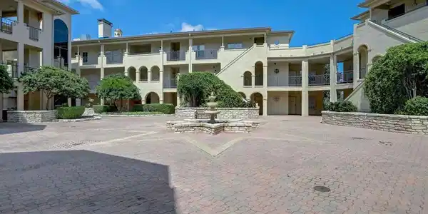 3404 American DR