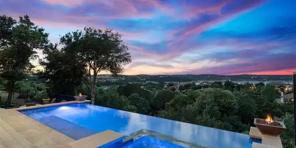 310 Barbuda DR