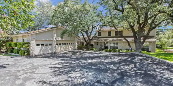 415 Dasher DR