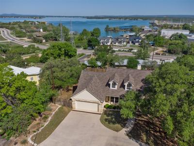 104 Kings Way DR