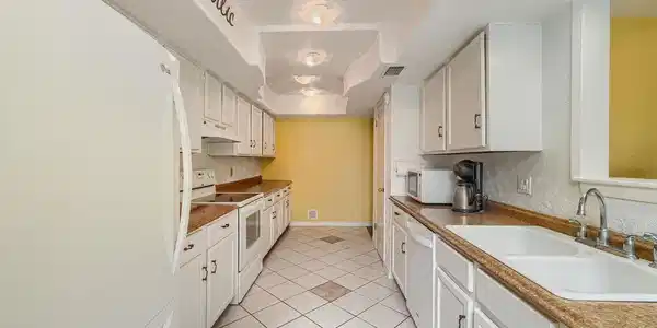 Image 4 Image 4