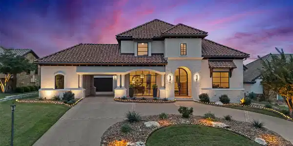 215 Neville Wood CT