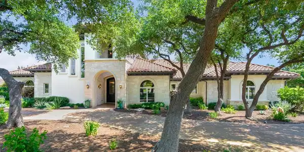 106 Harbor Hill DR