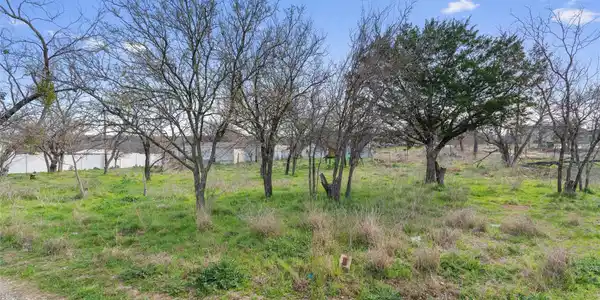 000 Driftwood LN