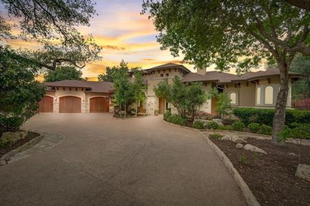 820 Lakewood Hills TER