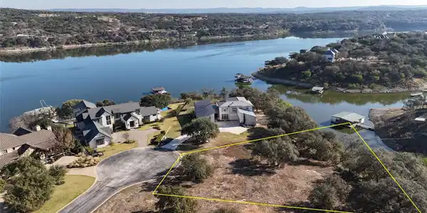 3517 Kahala Sunset DR