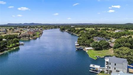 708 Williams Lakeshore