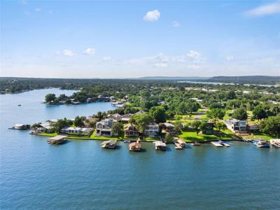 409 Lakeshore LN
