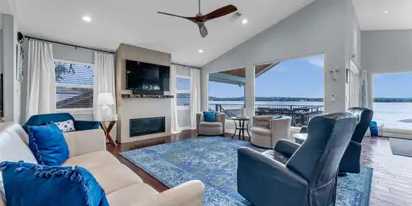 136 Web Isle DR