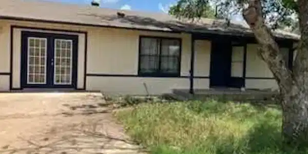 851 Aspen LN