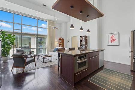 1600 Barton Springs RD