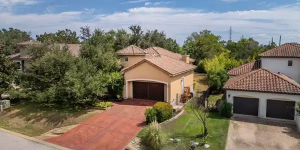 2907 Noack DR