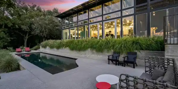 2212 River Hills RD