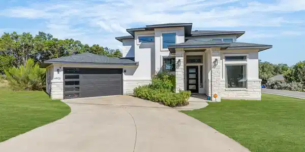 4902 Country Club DR