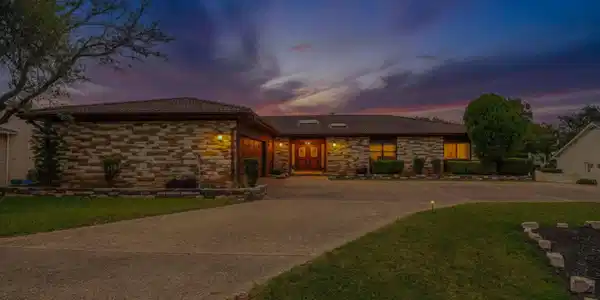 113 Indian Bend DR