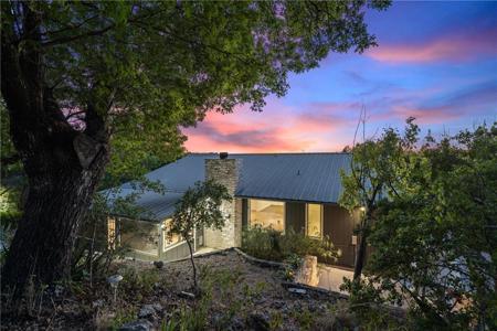 102 Squires DR