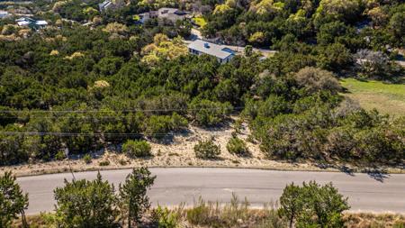 2711 Crosswind DR