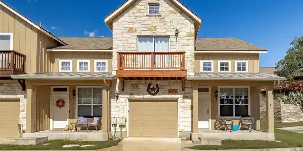 20980 Waterside DR