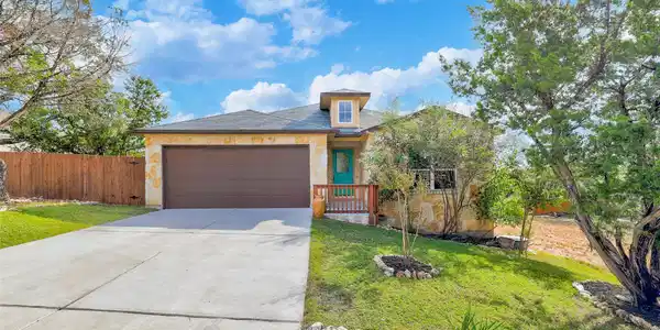 2601 Winthrop CV