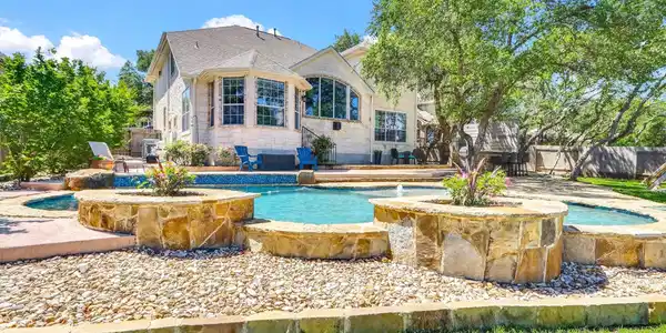 3427 Cowden DR