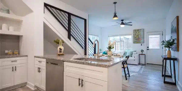 21201 Portsmouth CV