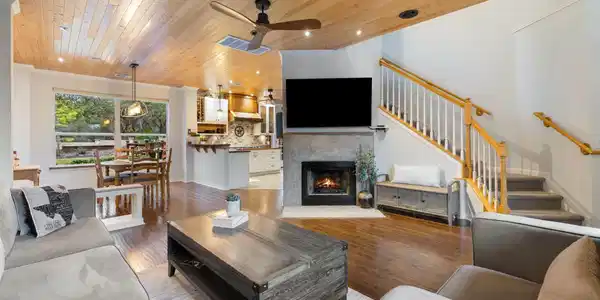 4345 Canyon Glen CIR
